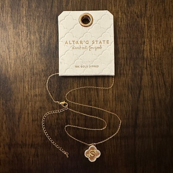 Altar'd State Monogram "S" Charm Necklace - NEW with Tags - Picture 1 of 8